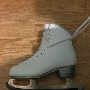 Women's White Ice Skating Boots